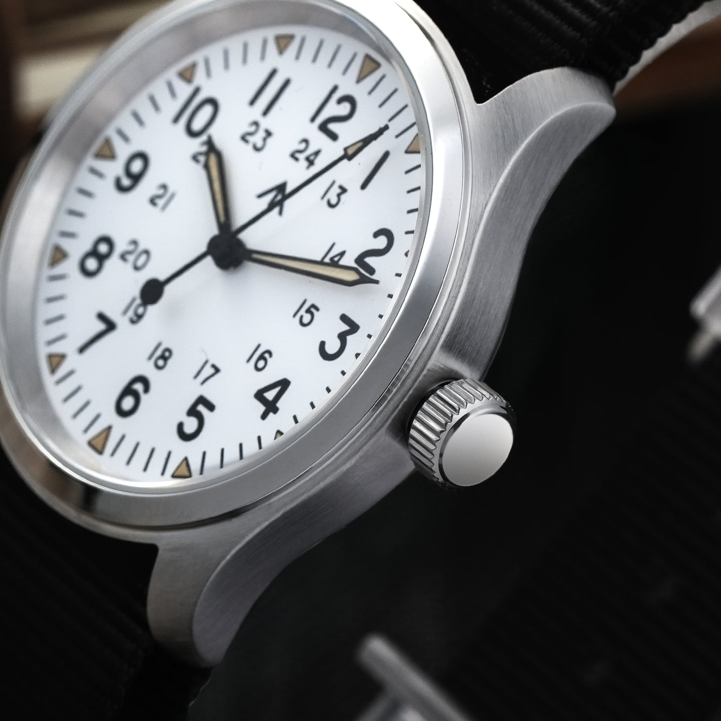 ★UK Warehouse★Militado VH31 38mm Field Watch ML08
