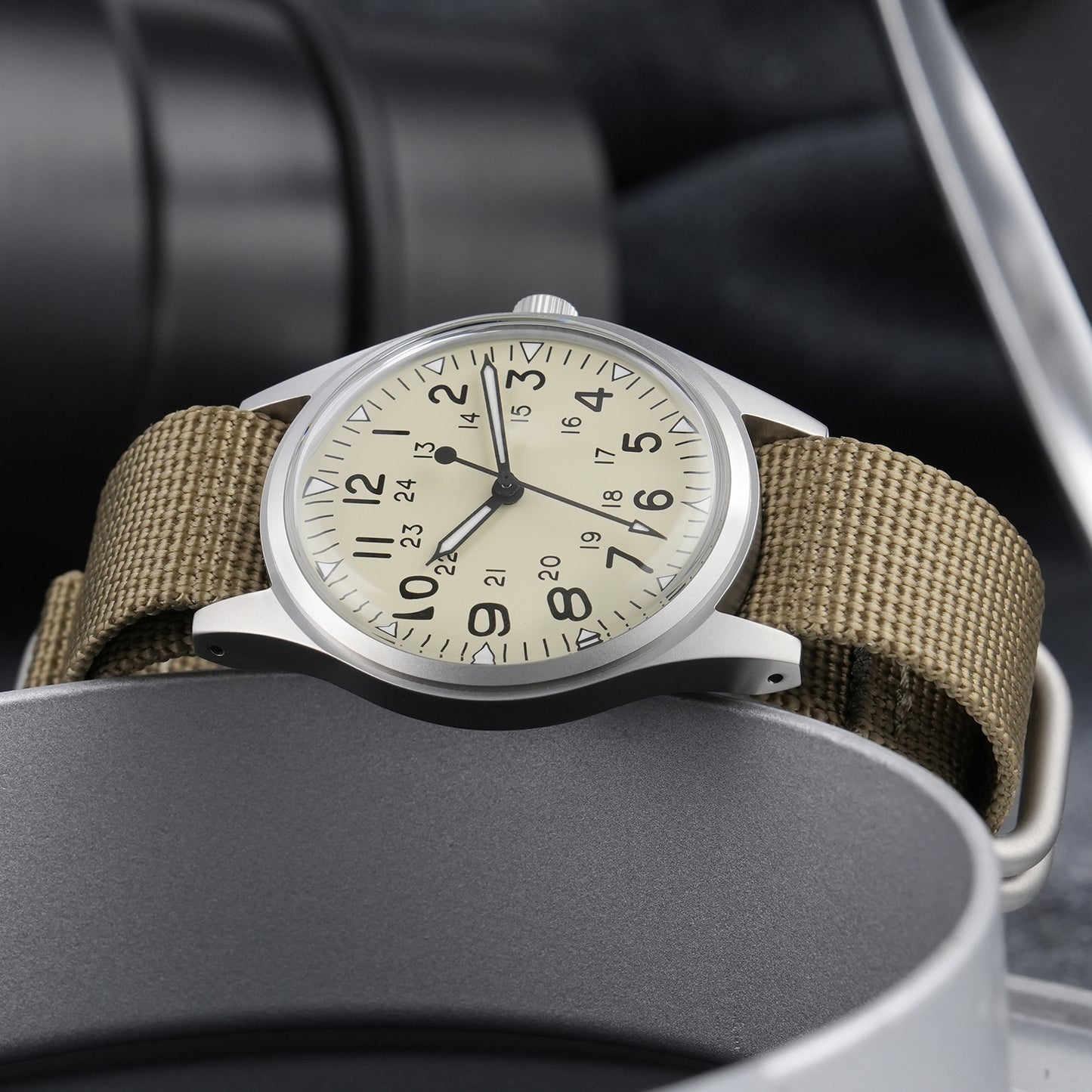 Militado ML07 VH31 36mm Field Watch