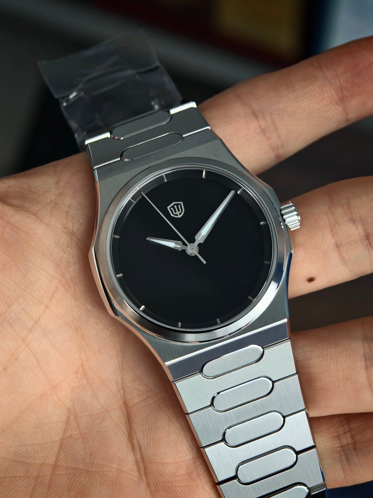 Watchdives WD0016 MUSOU Super Black — Ultra Light-Absorbing Dial