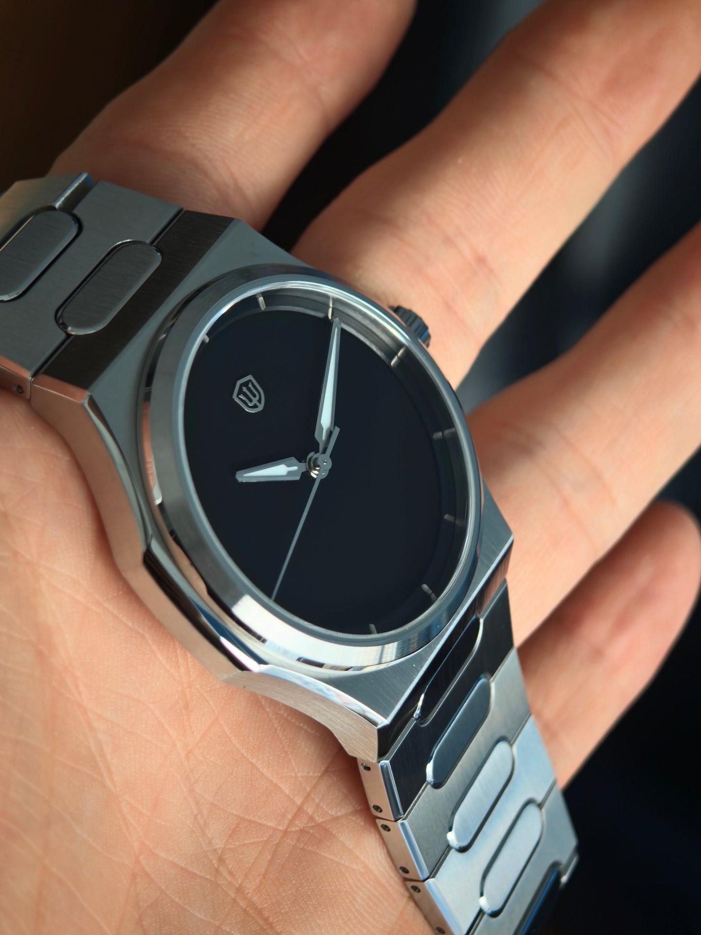 Watchdives WD0016 MUSOU Super Black — Ultra Light-Absorbing Dial