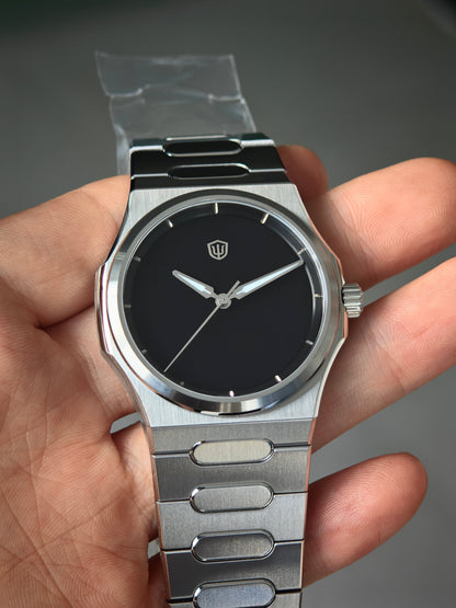 Watchdives WD0016 MUSOU Super Black — Ultra Light-Absorbing Dial