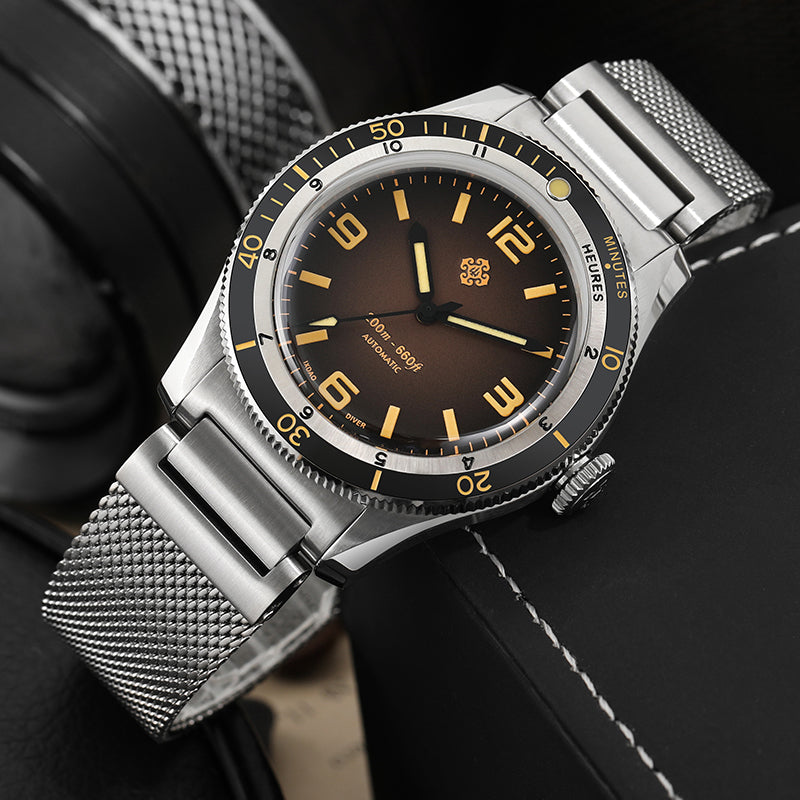 IXDAO 5305 Elegant Professional Dive Watch