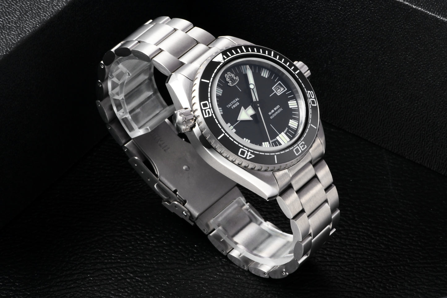 Tactical Frog Titanium SUB300 Vintage Diver Watch H36