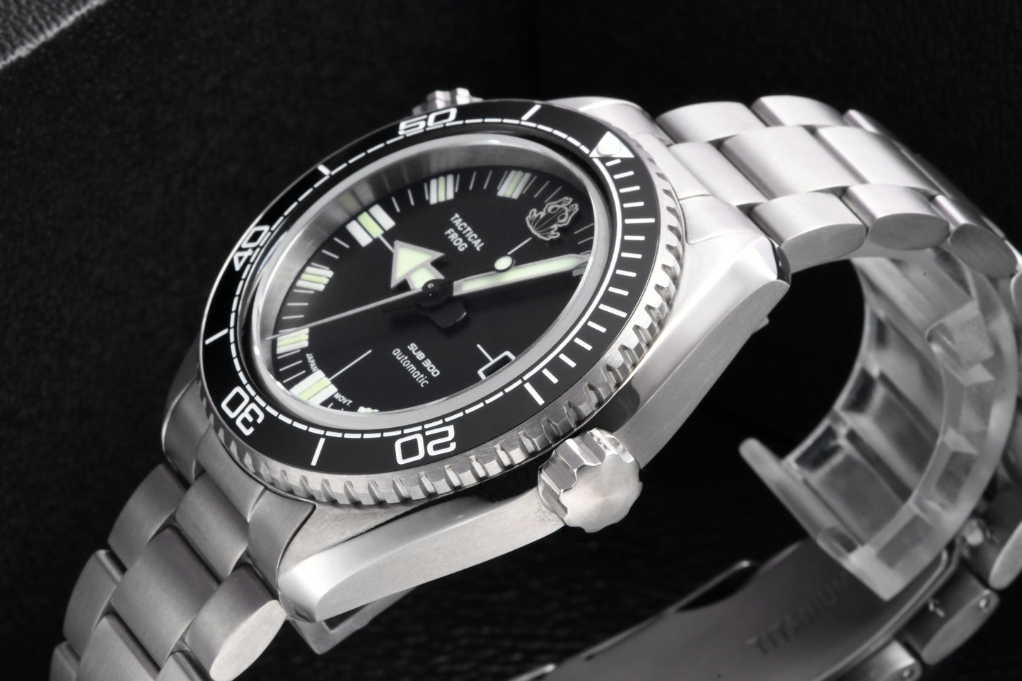 Tactical Frog Titanium SUB300 Vintage Diver Watch H36