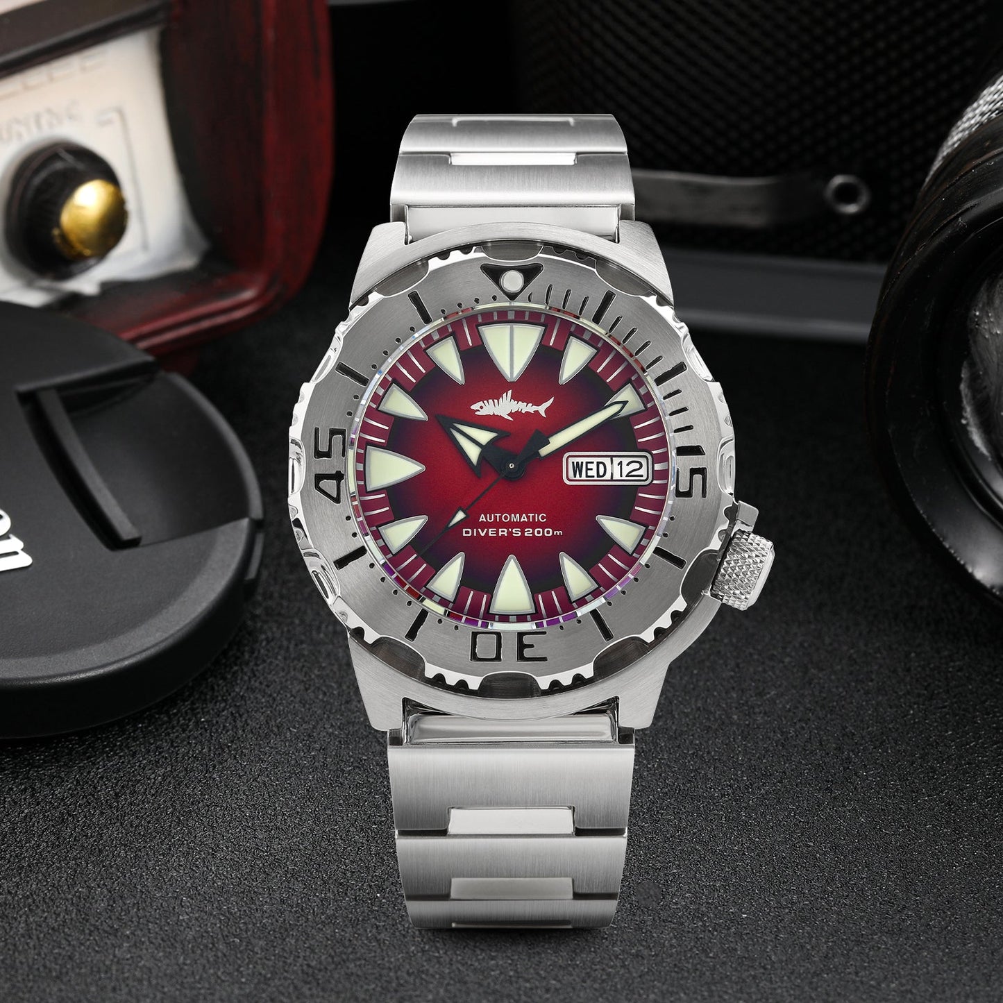 Heimdallr Sharkey Ocean Monster Dive Watch