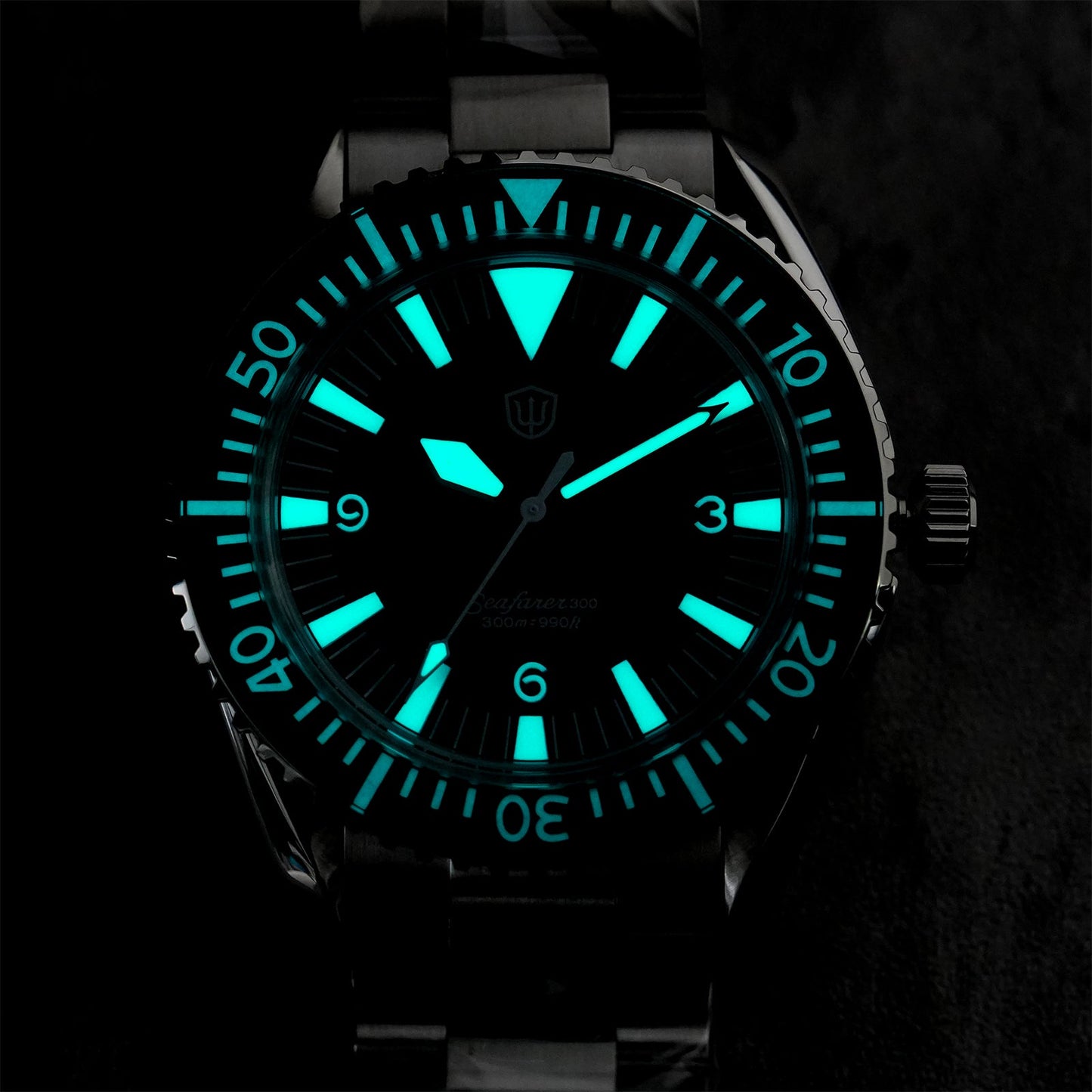Seafarer WD1967Q 39mm VH31 Diver Watch