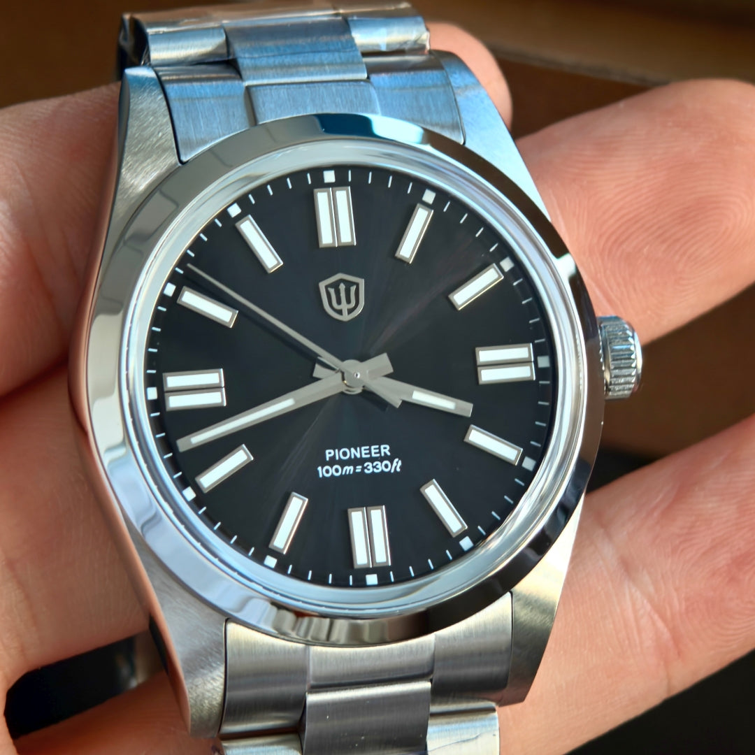 Watchdives WD1016B 37mm Pioneer VH31 Men Watch