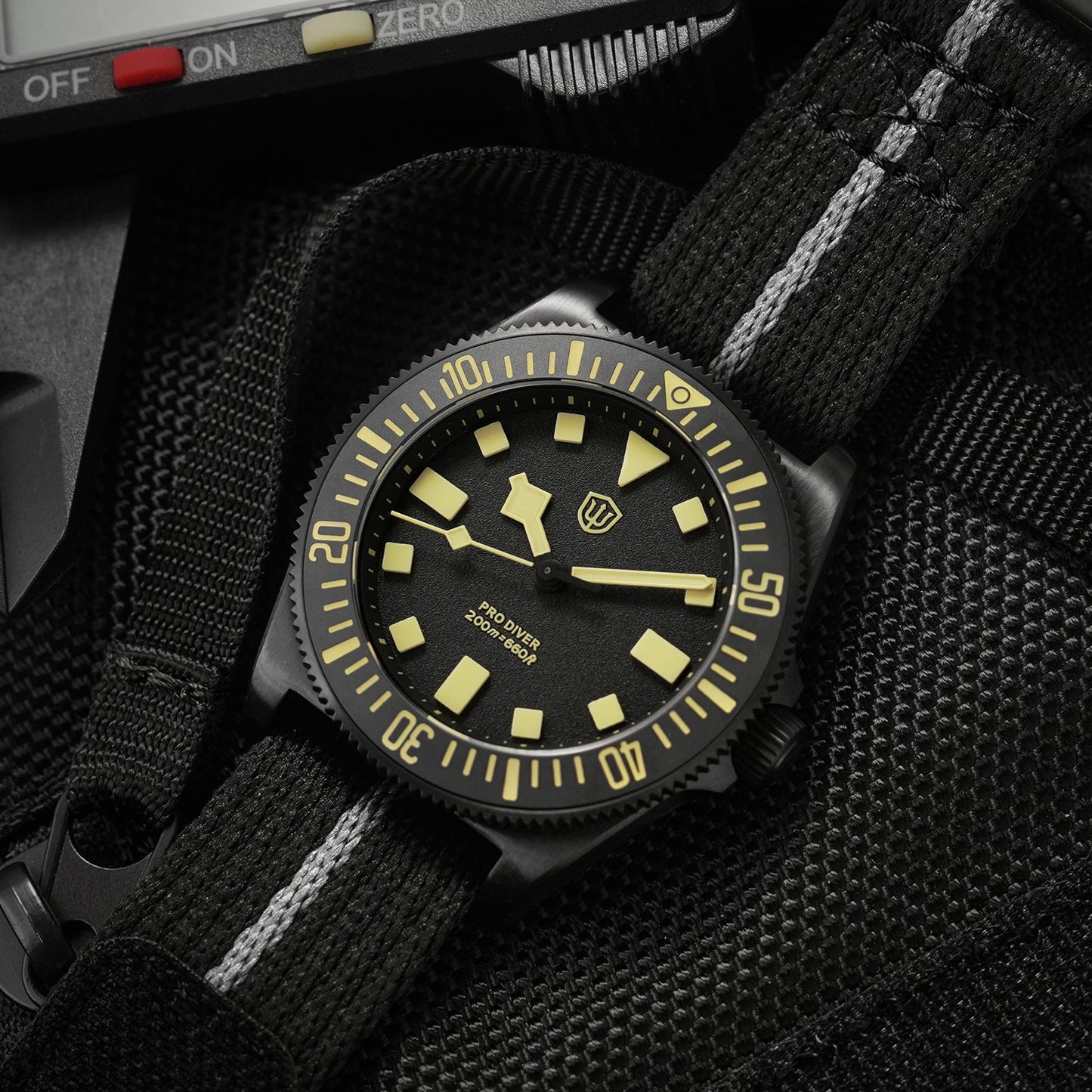 Watchdives 38mm EXD Titanium Diver Watch