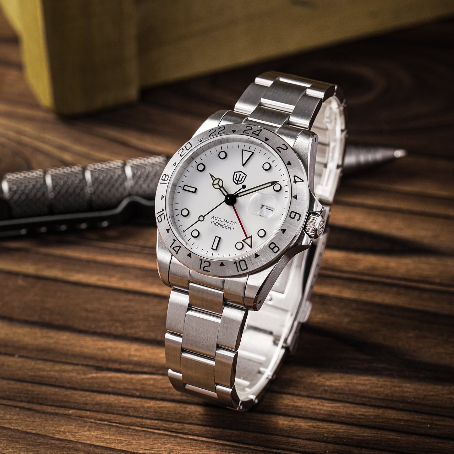Watchdives WD16570B 38mm 6460 GMT Watch V2