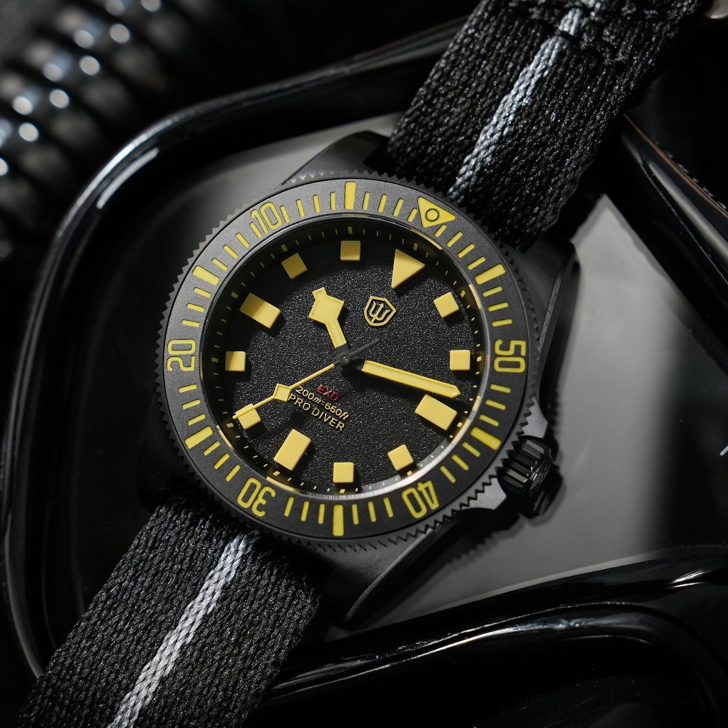 Watchdives 40mm EXD Titanium Diver Watch