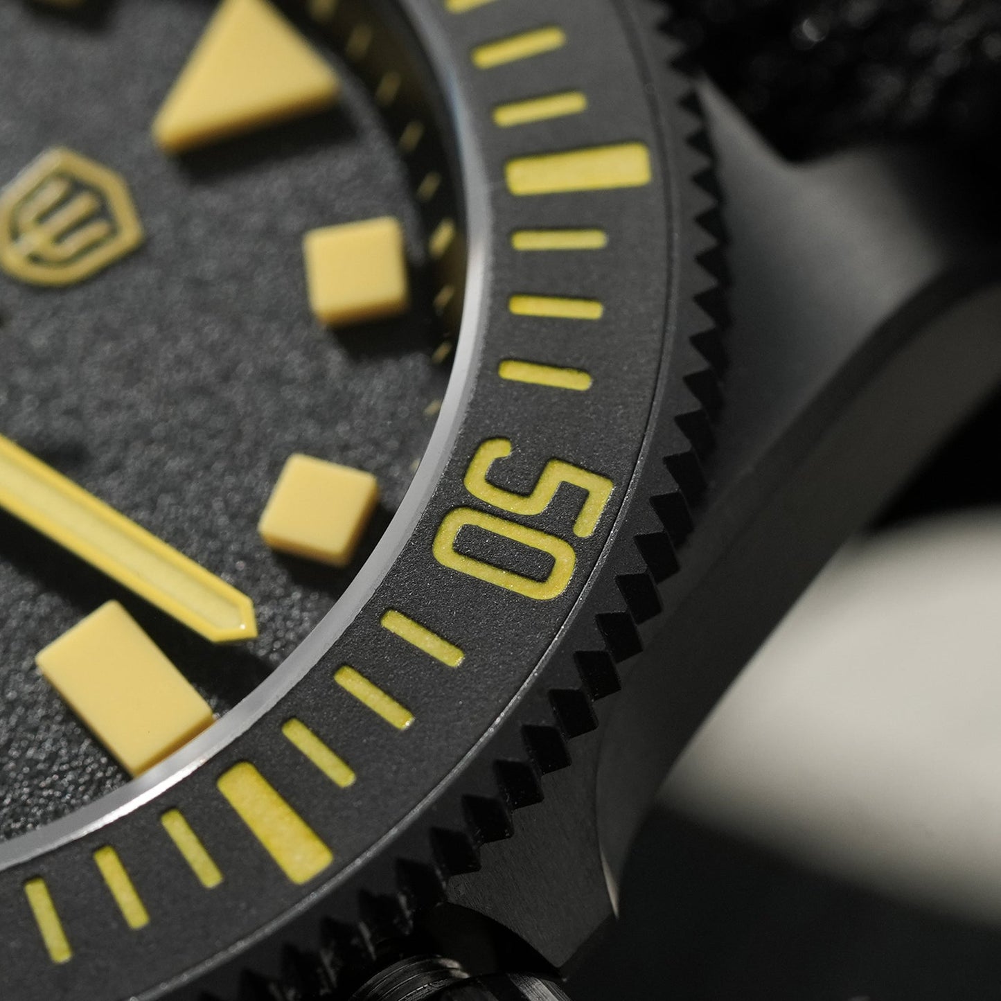 Watchdives 40mm EXD Titanium Diver Watch