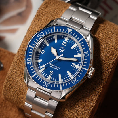 Seafarer WD1967Q 39mm VH31 Diver Watch