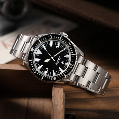 Seafarer WD1967Q 39mm VH31 Diver Watch