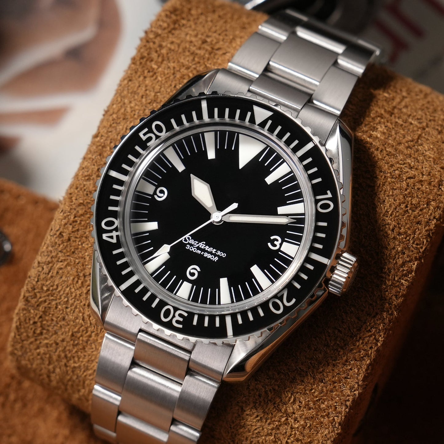 Seafarer WD1967Q 39mm VH31 Diver Watch