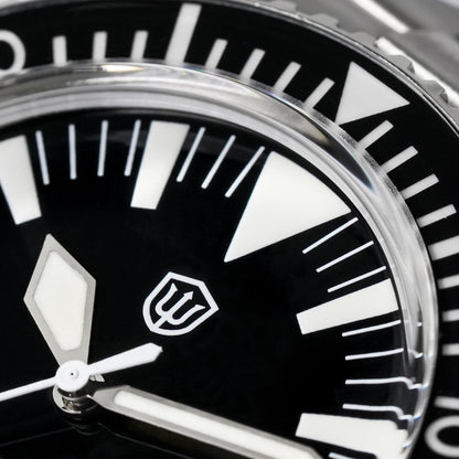 Seafarer WD1967Q 39mm VH31 Diver Watch