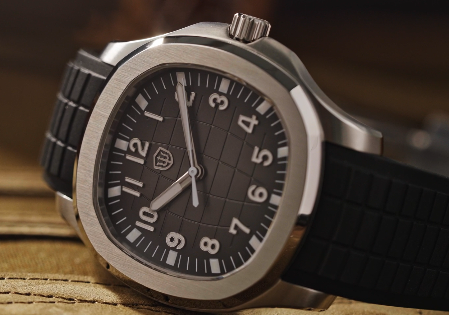 Watchdives WD008 38mm VH31 Slim Sport Watch