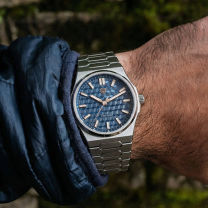 Watchdives Premier WD0016B Square-Block Faceted Dial Original Design