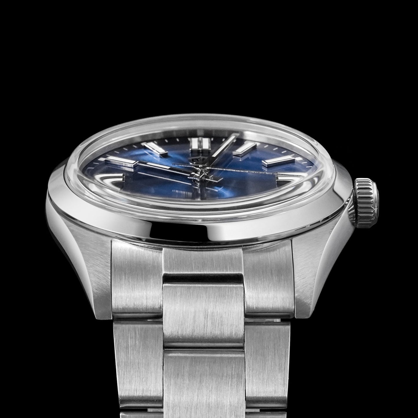 Watchdives WD1016B 37mm Pioneer VH31 Men Watch