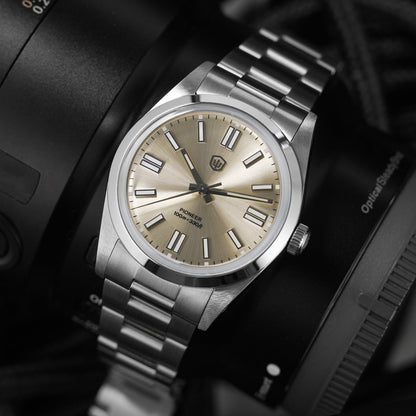 Watchdives WD1016B 37mm Pioneer VH31 Men Watch